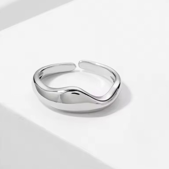 Silver Wave Rings - Picture 1 of 1